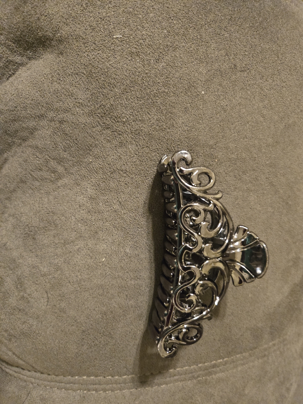 Ornate Silver-Tone Filigree Hair Clip - Women's Accessory